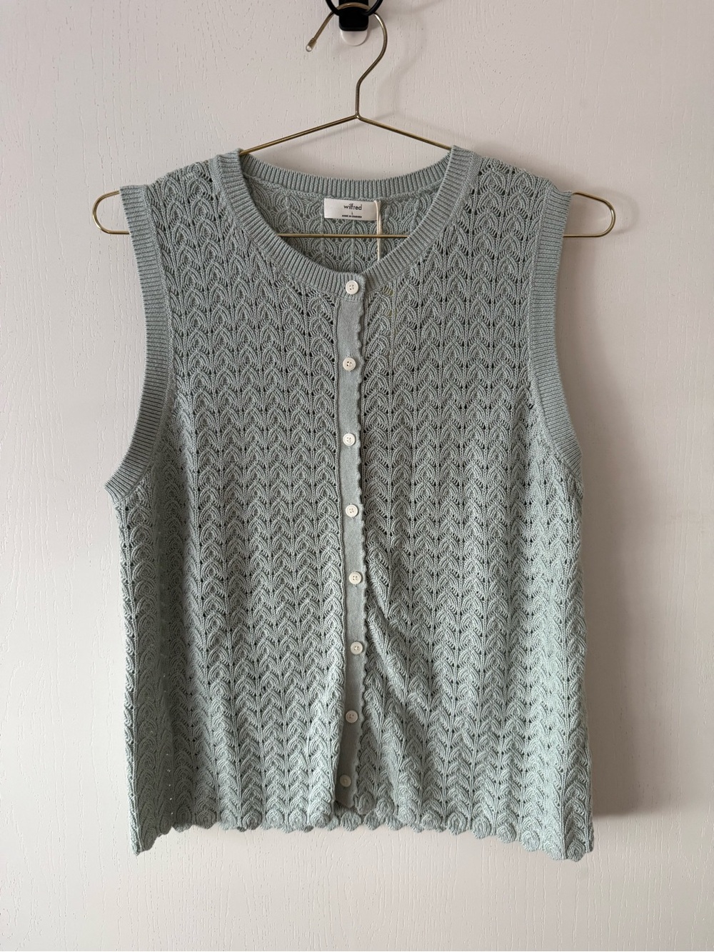 Aritzia Sleeveless knit button-front top
